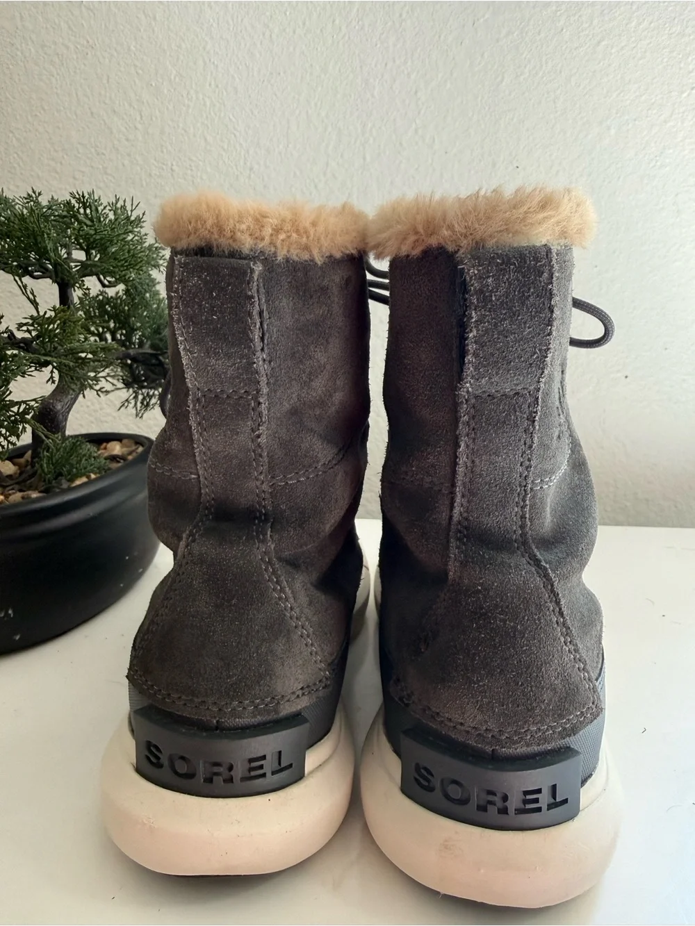 Sorel gray suede